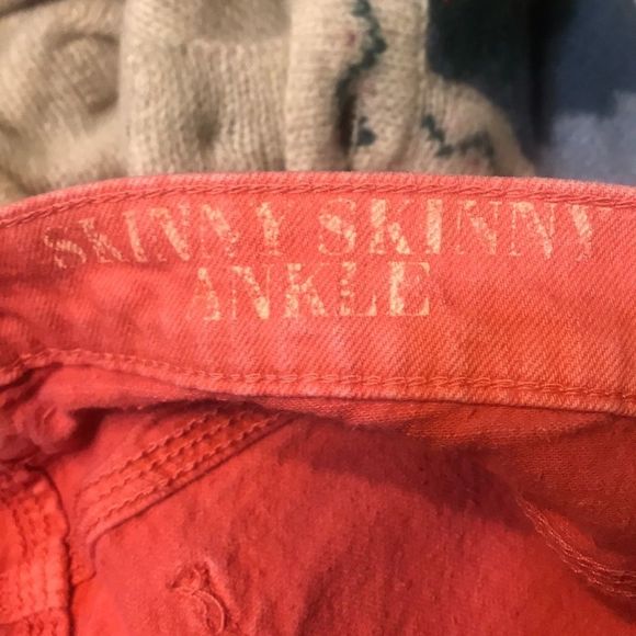 Madewell Skinny Skinny Ankle Jeans *Melon Orange*—size 29, runs small - Picture 6 of 6